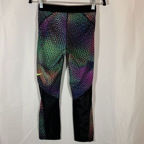 Nike Pro HyperCool Multi-Colour Dotted Mesh Cropped Leggings - Picture 5 of 7